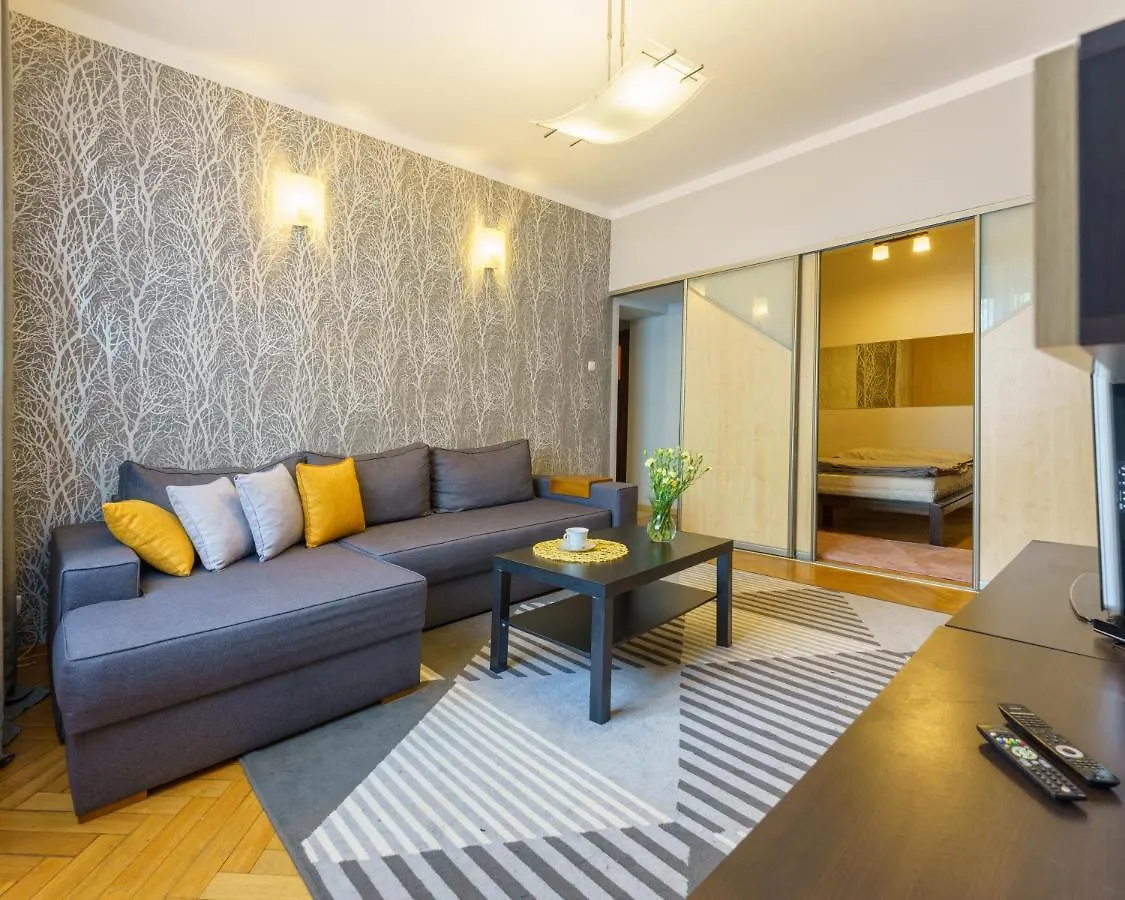 Studencka Street Apartment location